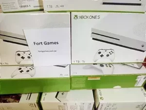xbox one x 1tb + 2 controles / frete grÁtis (cópia)
