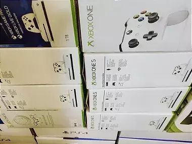 xbox one x 1tb + 2 controles / frete grÁtis (cópia)